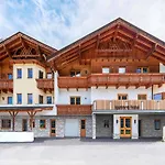 Scenic In Location * Neustift im Stubaital