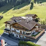 Scenic In Location Neustift im Stubaital