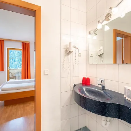 Scenic In Location * Neustift im Stubaital